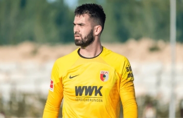 Kết quả Bundesliga 2024/2025 Vòng 32: Augsburg 1-3 Holstein Kiel